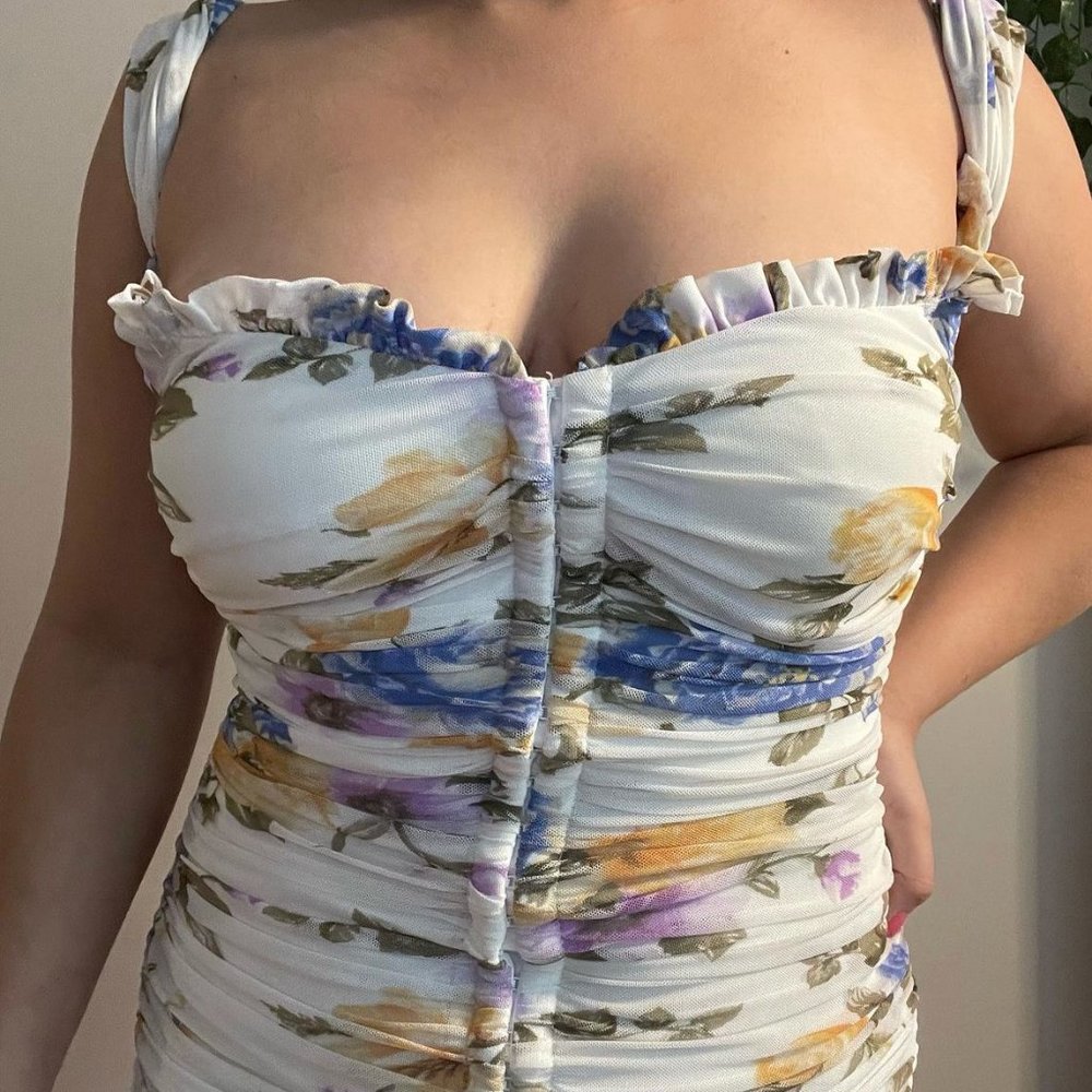 Beautiful Floral Soft Dress - Picture 5 of 6
